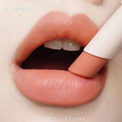 Son Romand Zero Gram Matte Lipstick 09
