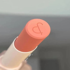 Son Romand Zero Gram Matte Lipstick 09